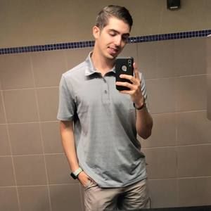 Meet your Posher, Luis